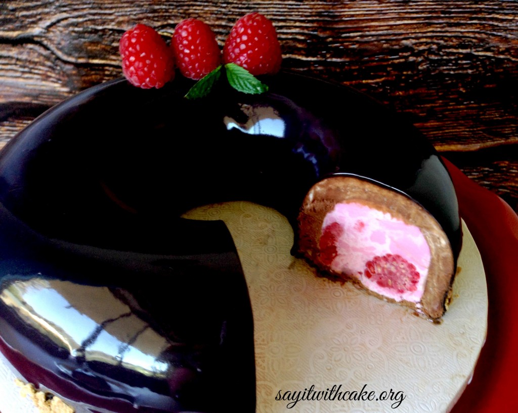 raspberry and chocolate mousse cake